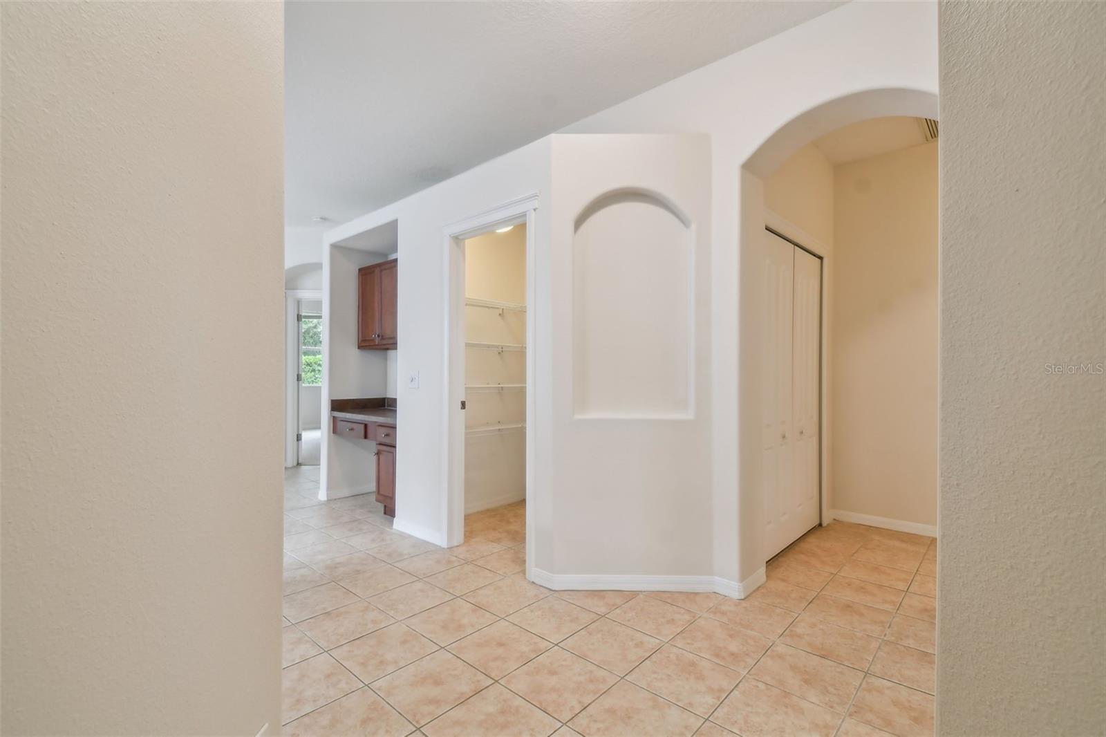 6919 SURREY HILL PL, APOLLO BEACH, FL, 33572