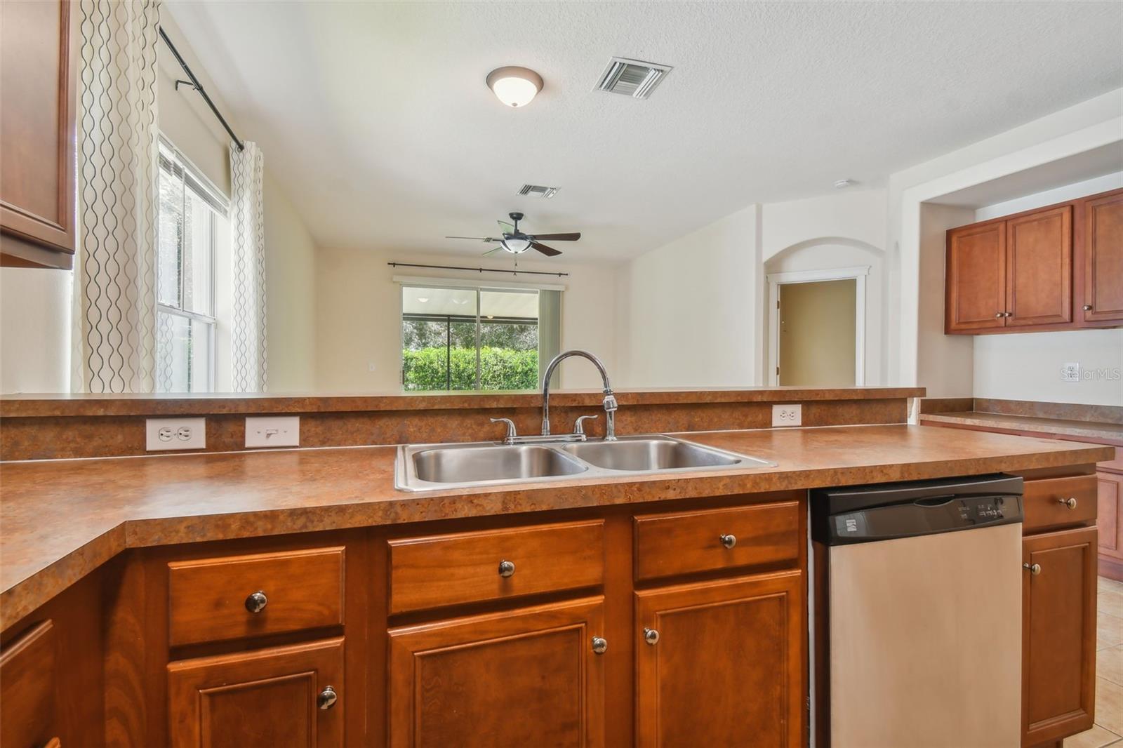6919 SURREY HILL PL, APOLLO BEACH, FL, 33572