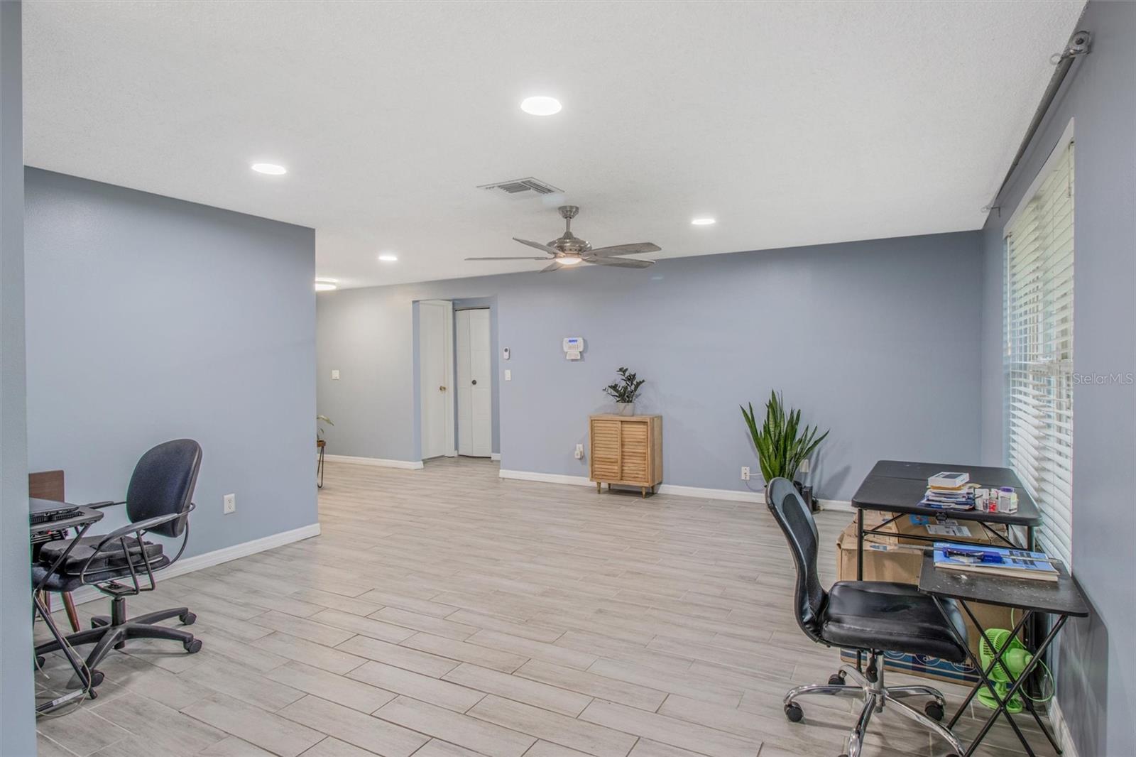 3303 RUSSETT DR, TAMPA, FL, 33618