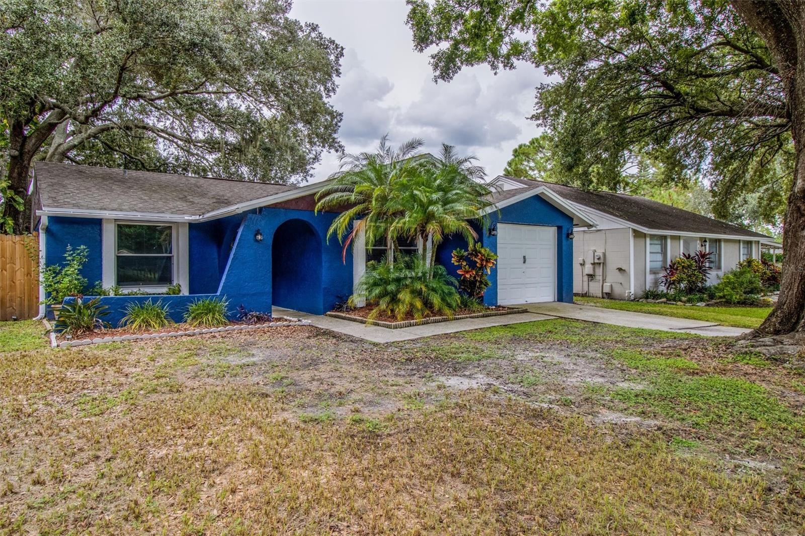 3303 RUSSETT DR, TAMPA, FL, 33618