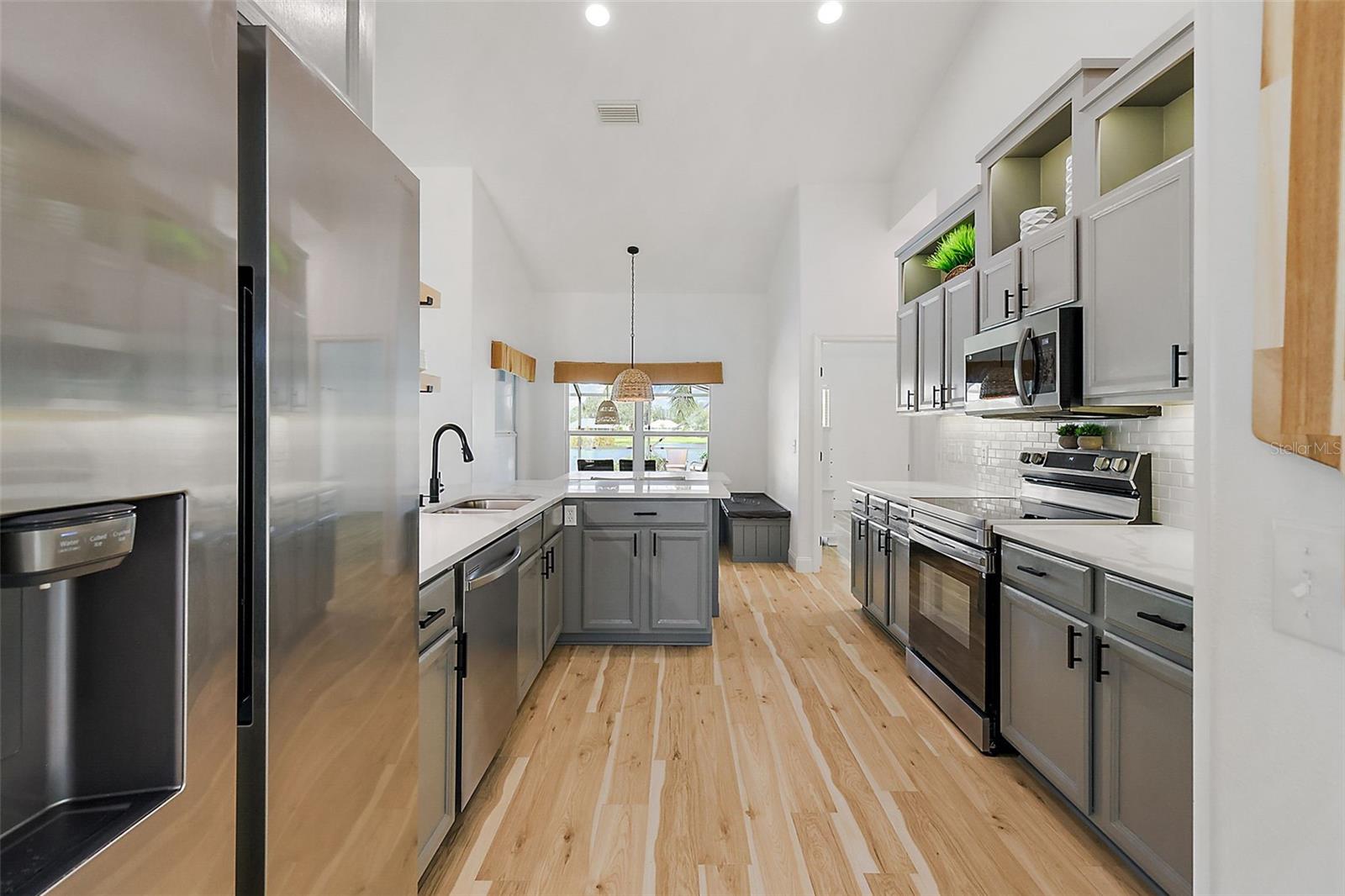 5412 COUNTY ROAD 125, WILDWOOD, FL, 34785