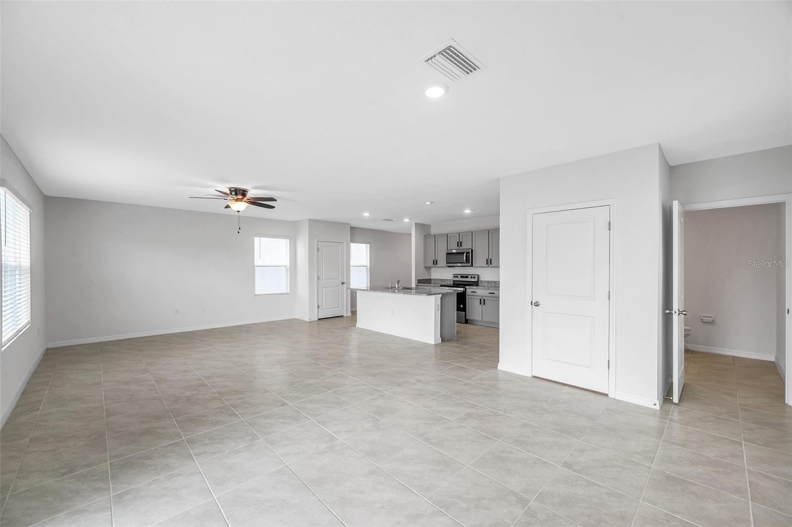 34115 JASPER STONE DR, WESLEY CHAPEL, FL, 33543