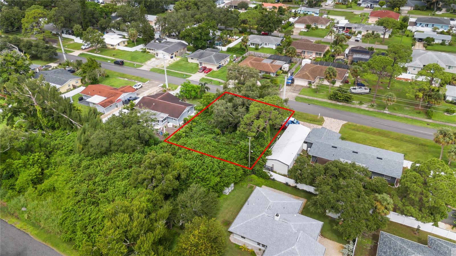W SEMINOLE DR, VENICE, FL, 34293