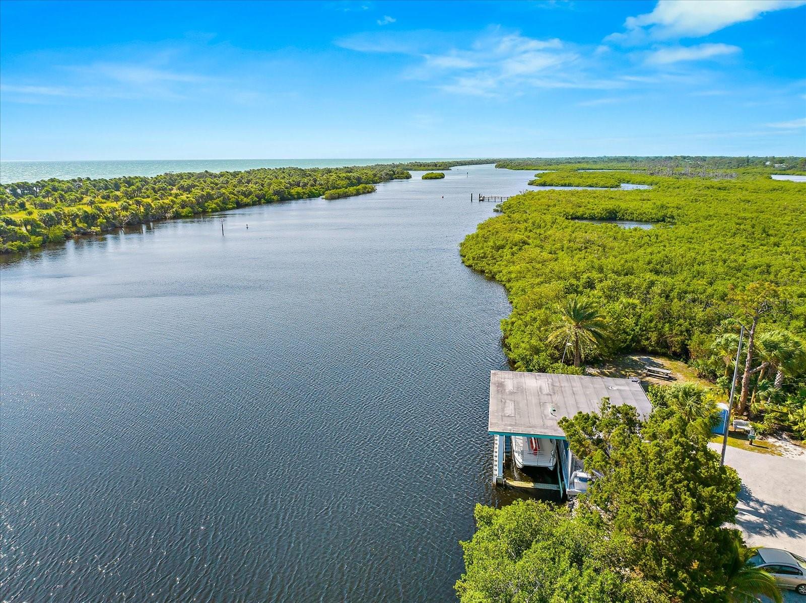 W SEMINOLE DR, VENICE, FL, 34293