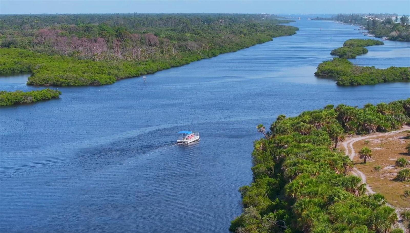 W SEMINOLE DR, VENICE, FL, 34293