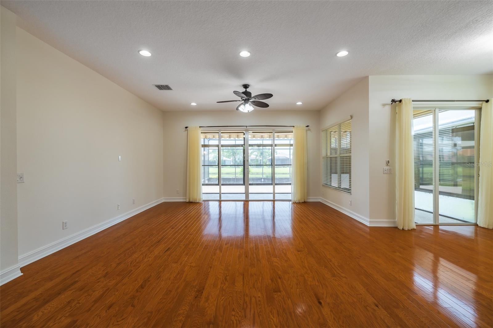 4943 SANDY BROOK CIR, WIMAUMA, FL, 33598