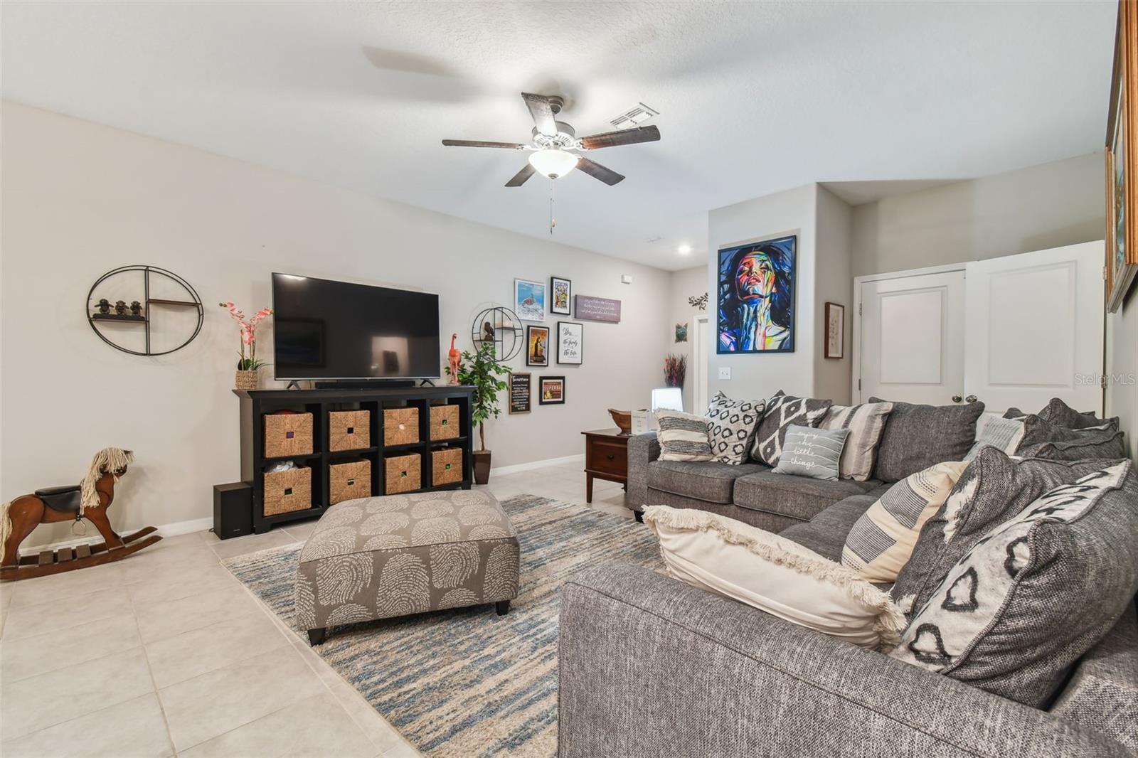 9532 PEMBROOKE PINES DR, SUN CITY CENTER, FL, 33573