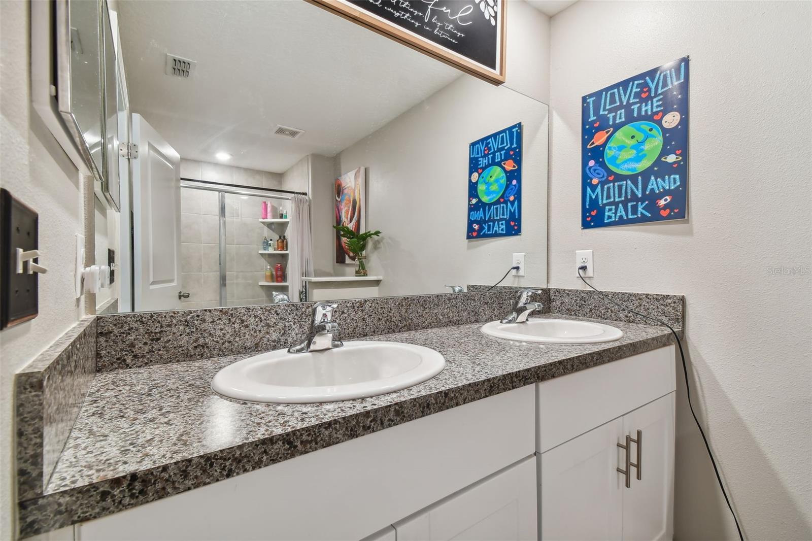 9532 PEMBROOKE PINES DR, SUN CITY CENTER, FL, 33573
