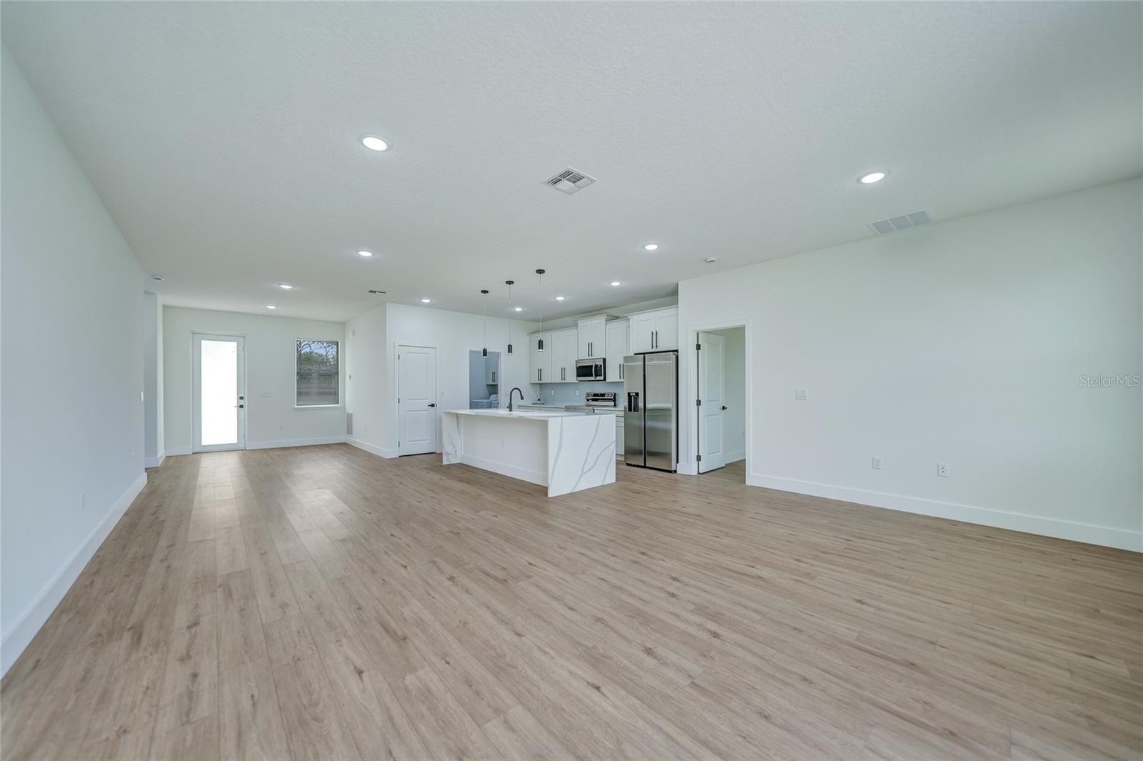 16 TEE VIEW RD, ROTONDA WEST, FL, 33947