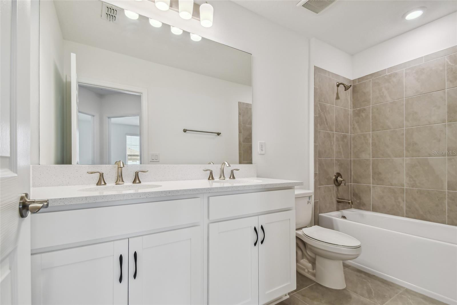 5443 TRIPOLI DR, PALMETTO, FL, 34221