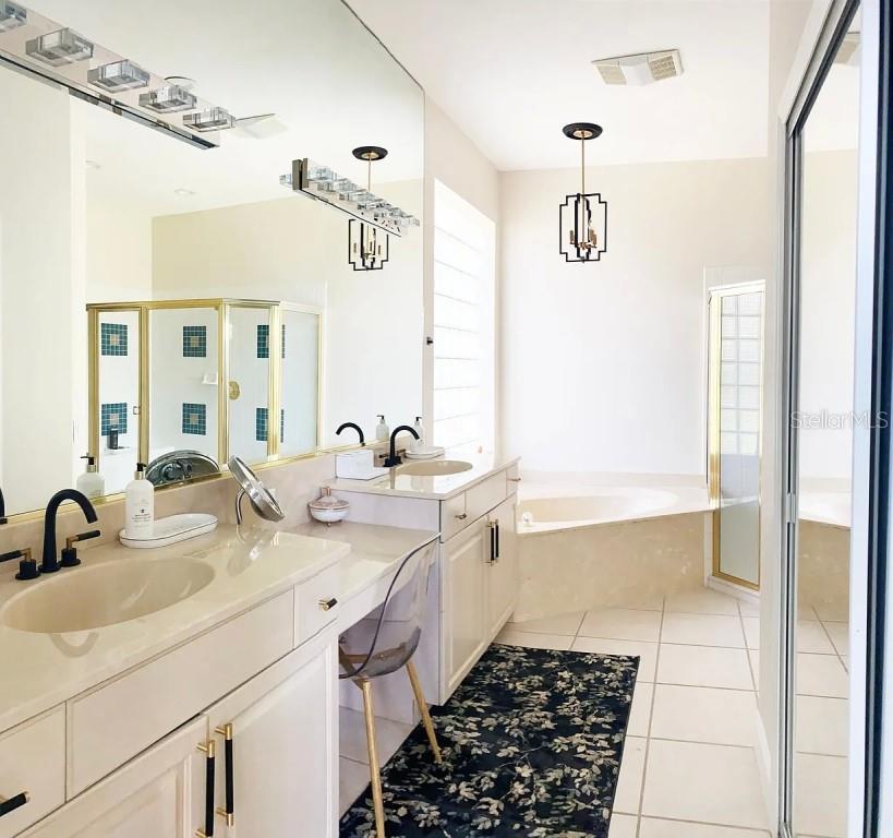 6515 VIRGINIA XING, UNIVERSITY PARK, FL, 34201