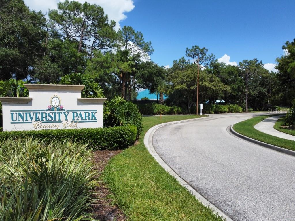 6515 VIRGINIA XING, UNIVERSITY PARK, FL, 34201