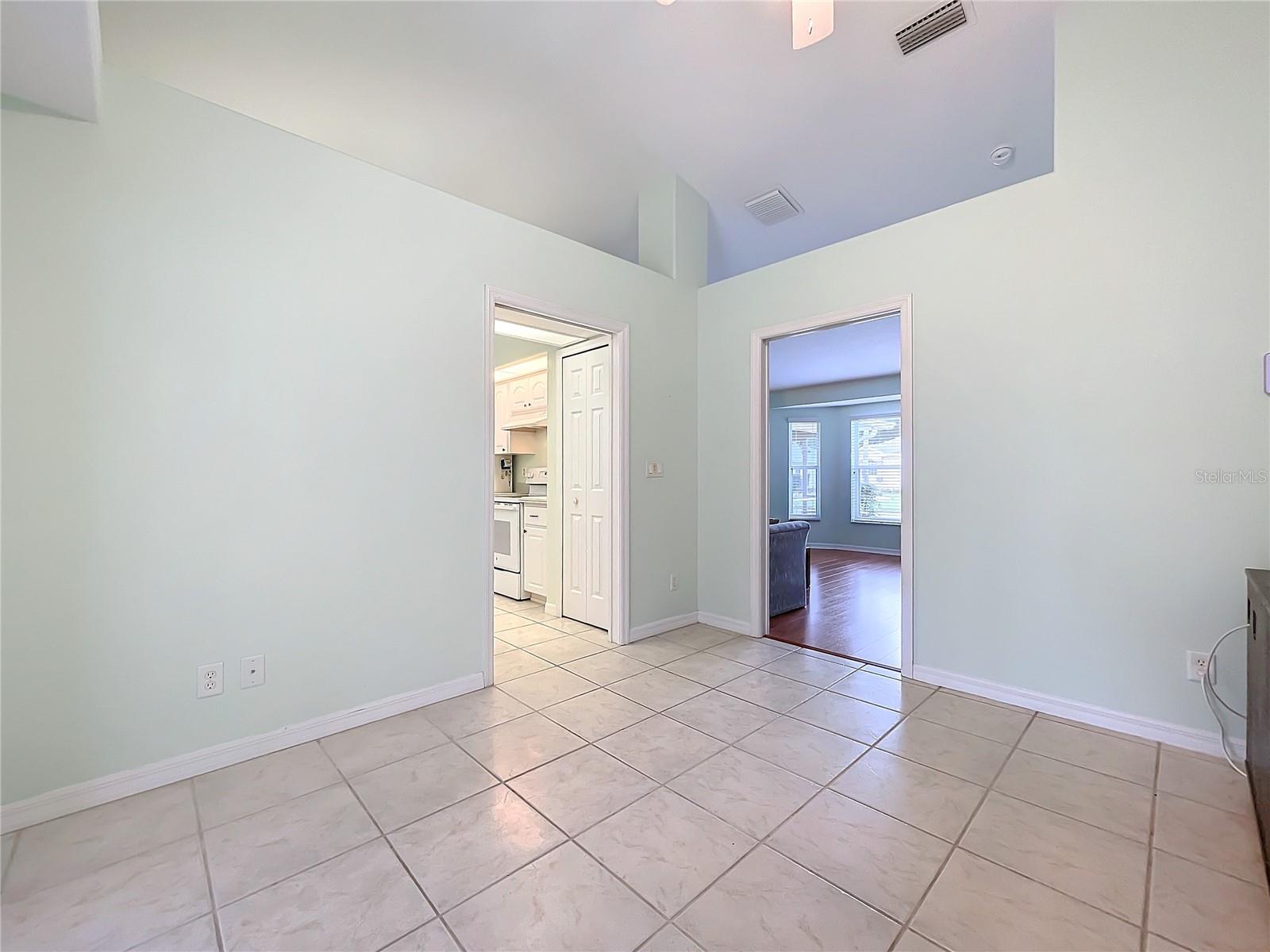 5430 SIR CHURCHILL DR, LEESBURG, FL, 34748