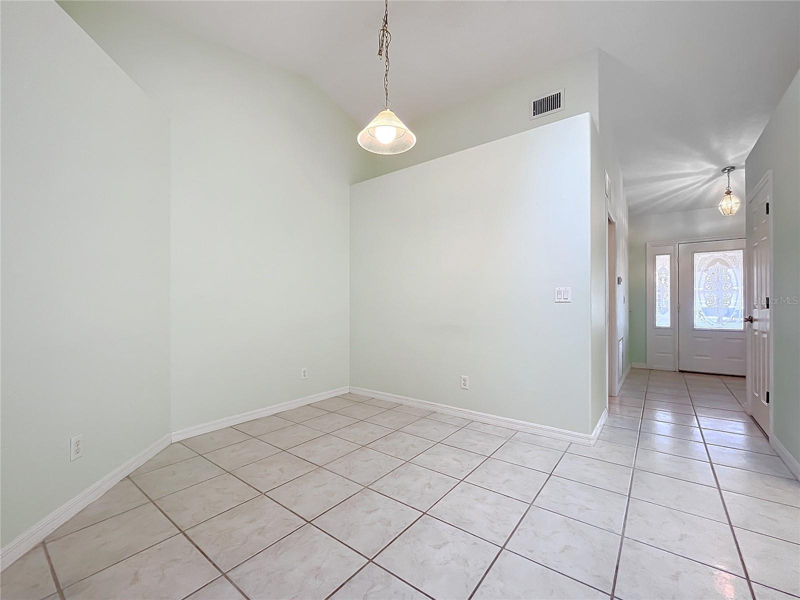 5430 SIR CHURCHILL DR, LEESBURG, FL, 34748