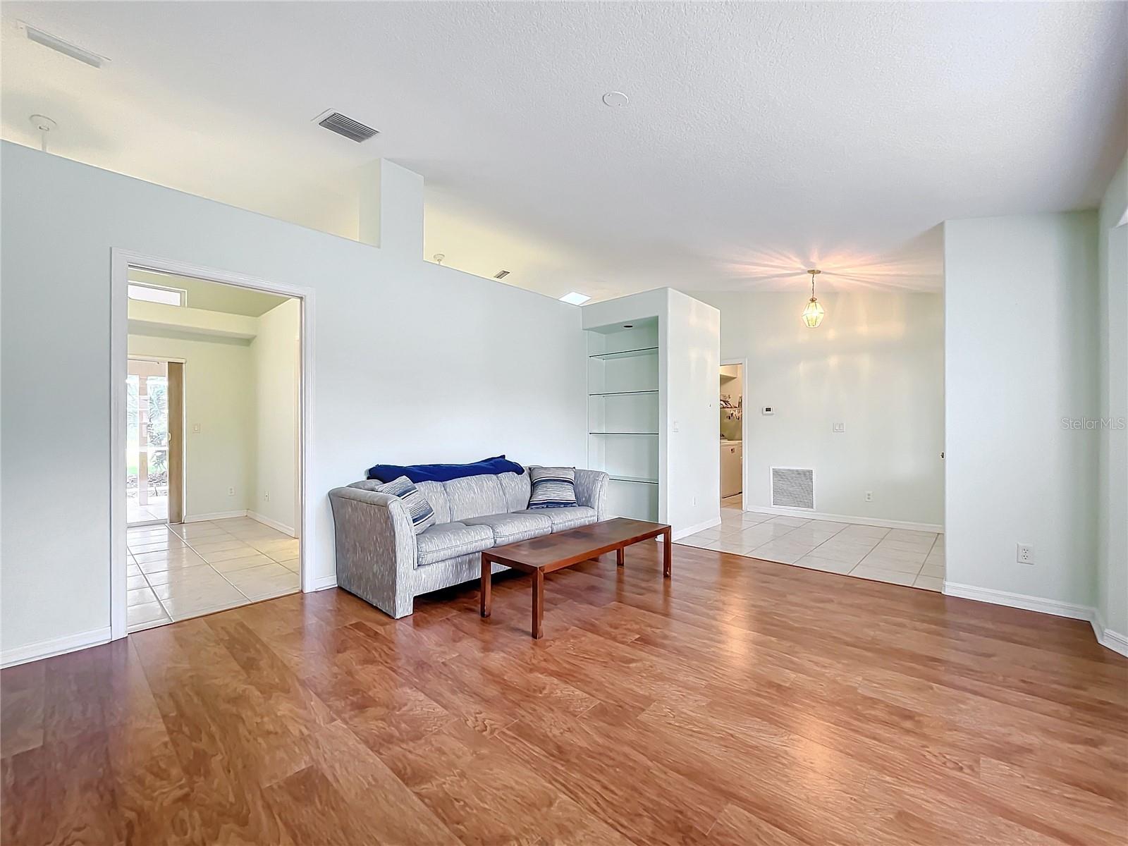 5430 SIR CHURCHILL DR, LEESBURG, FL, 34748