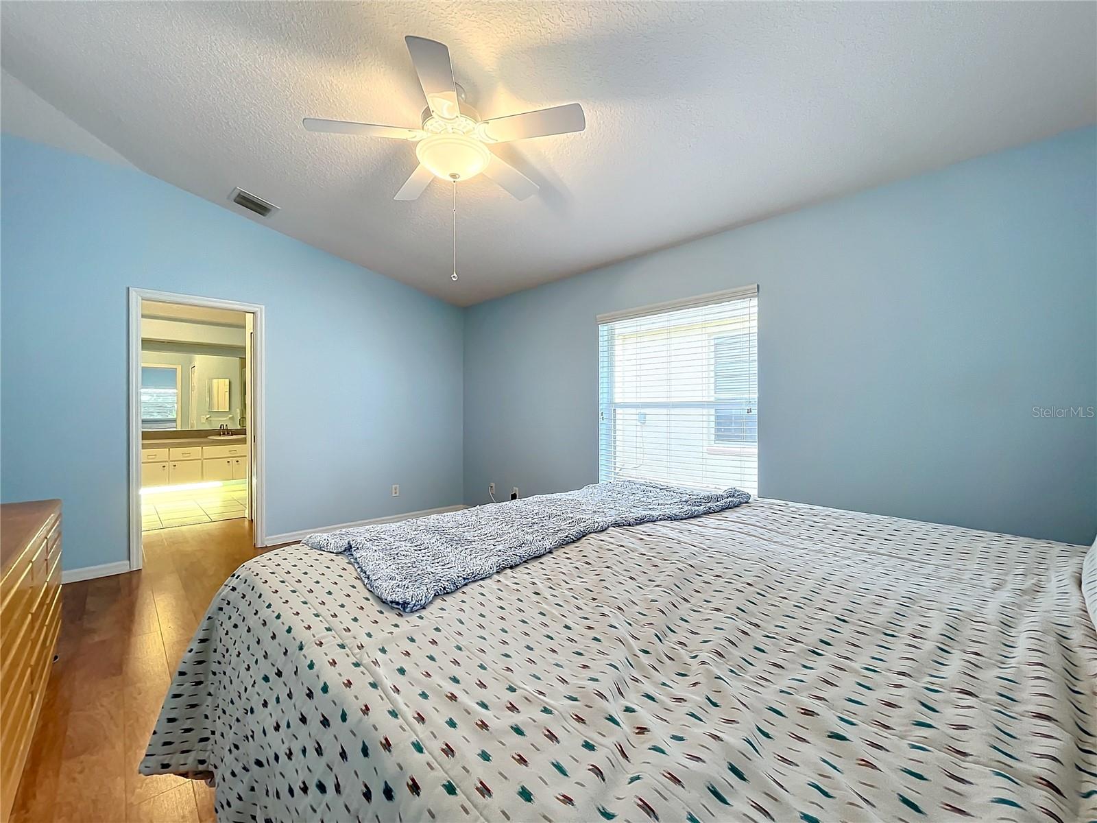 5430 SIR CHURCHILL DR, LEESBURG, FL, 34748