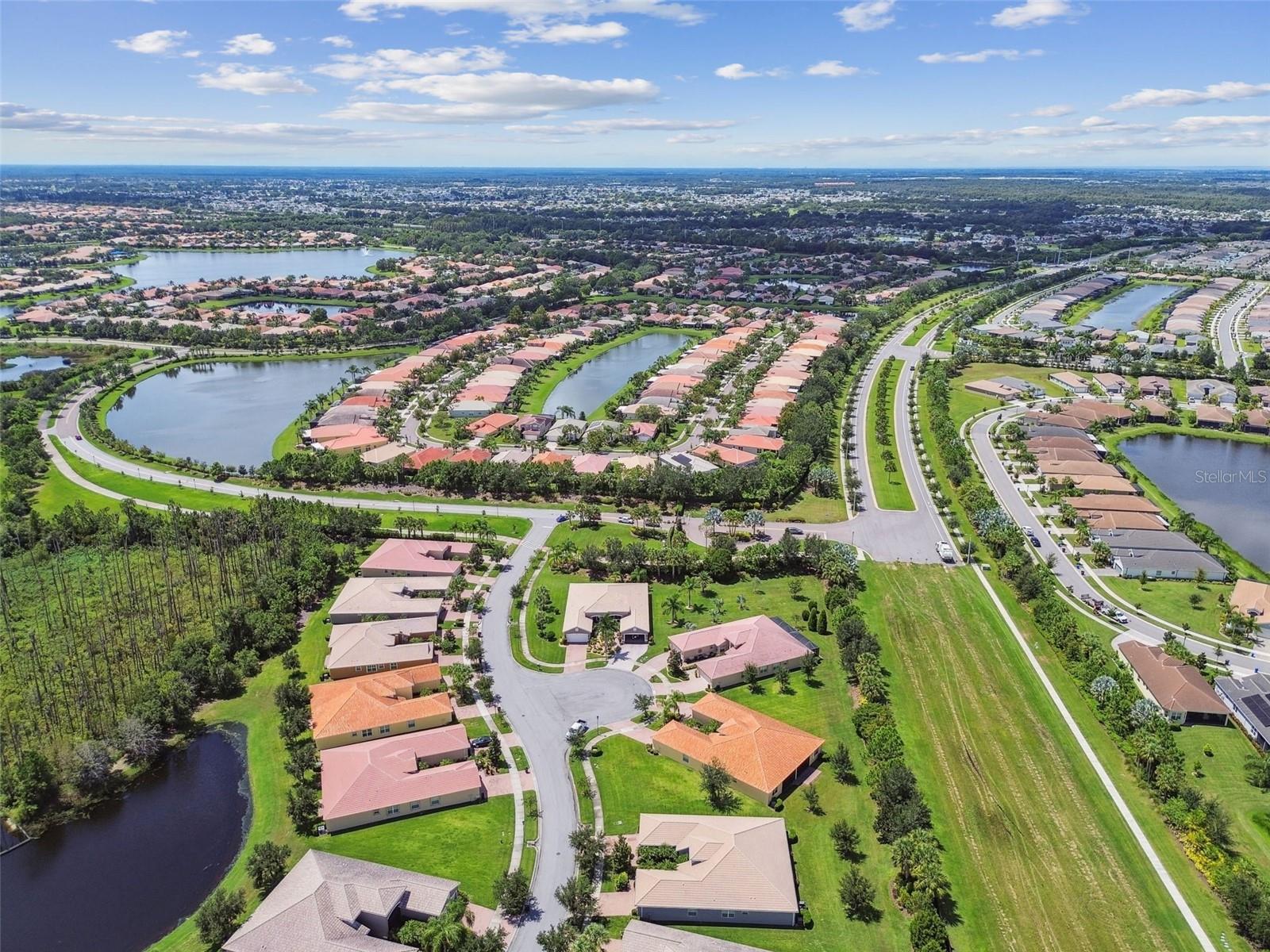 15626 AURORA LAKE CIR, WIMAUMA, FL, 33598