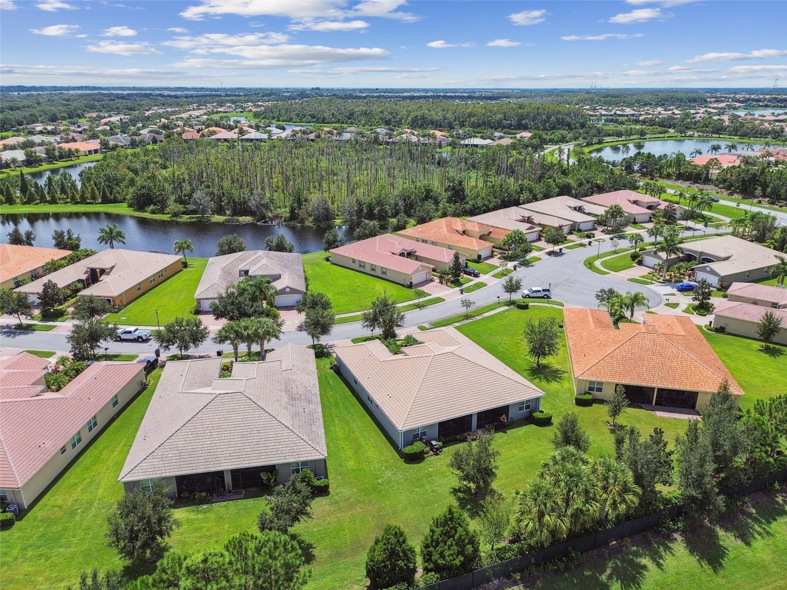 15626 AURORA LAKE CIR, WIMAUMA, FL, 33598