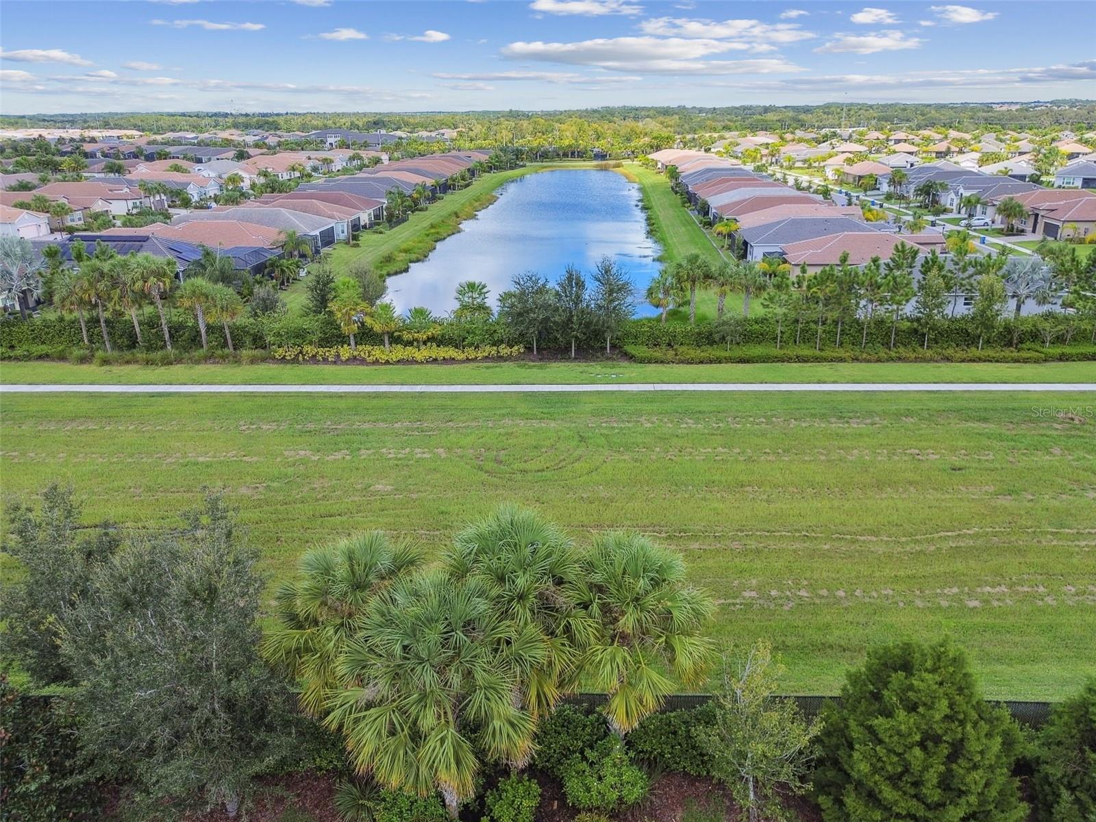 15626 AURORA LAKE CIR, WIMAUMA, FL, 33598