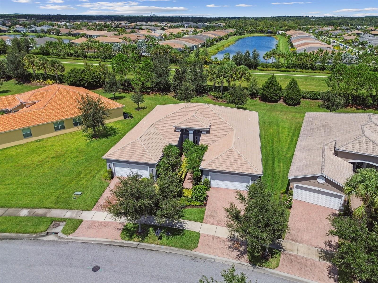 15626 AURORA LAKE CIR, WIMAUMA, FL, 33598