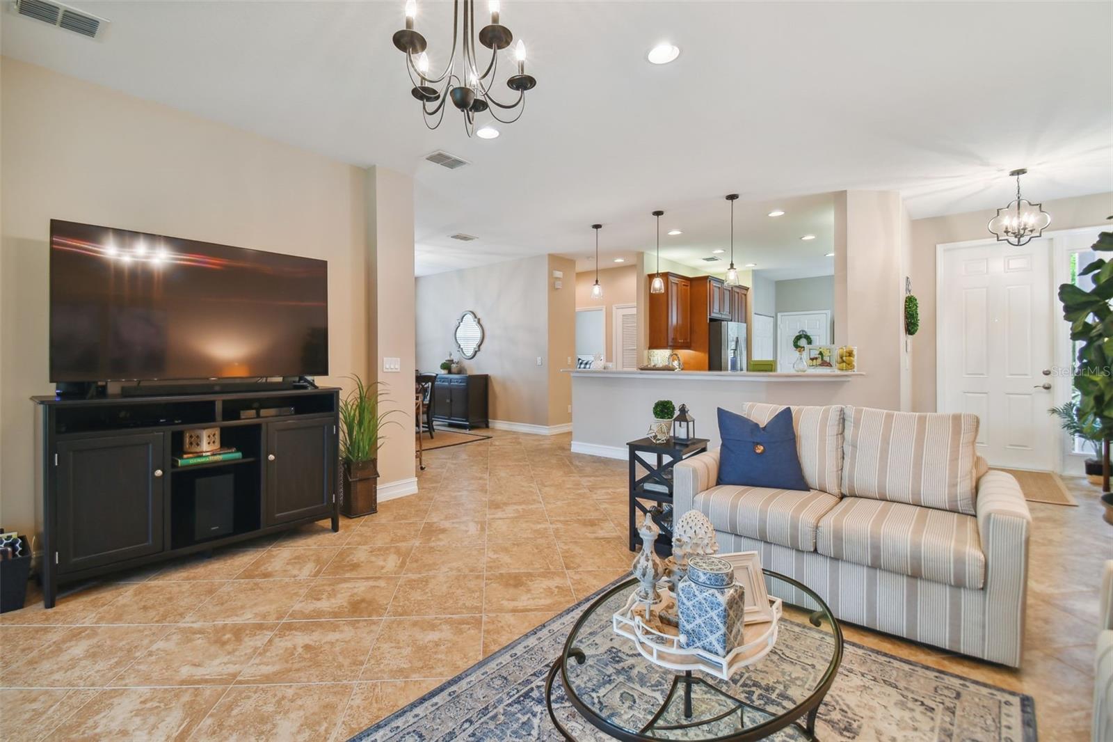 15626 AURORA LAKE CIR, WIMAUMA, FL, 33598