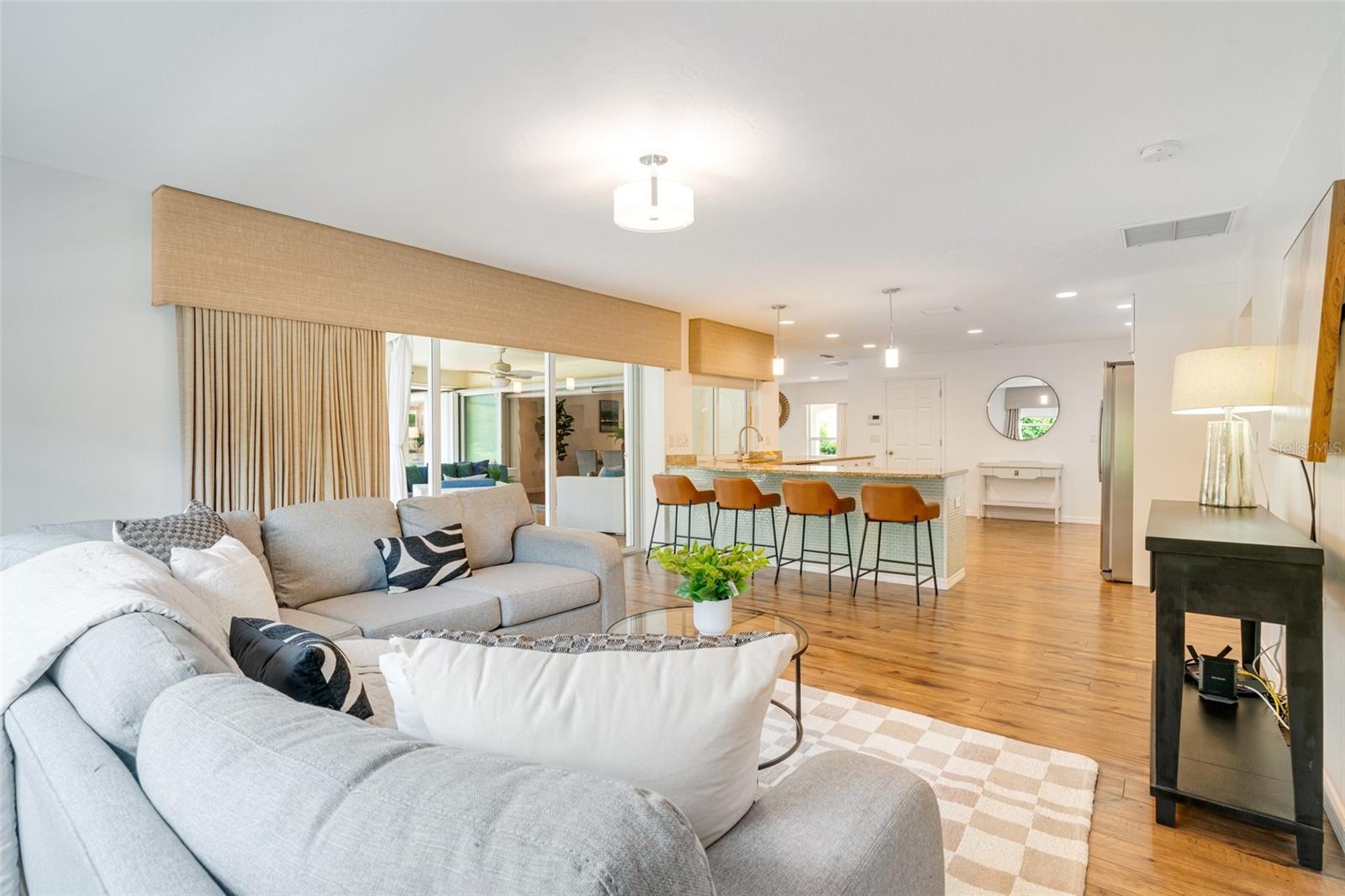 1906 HILLSDALE PL, SARASOTA, FL, 34231