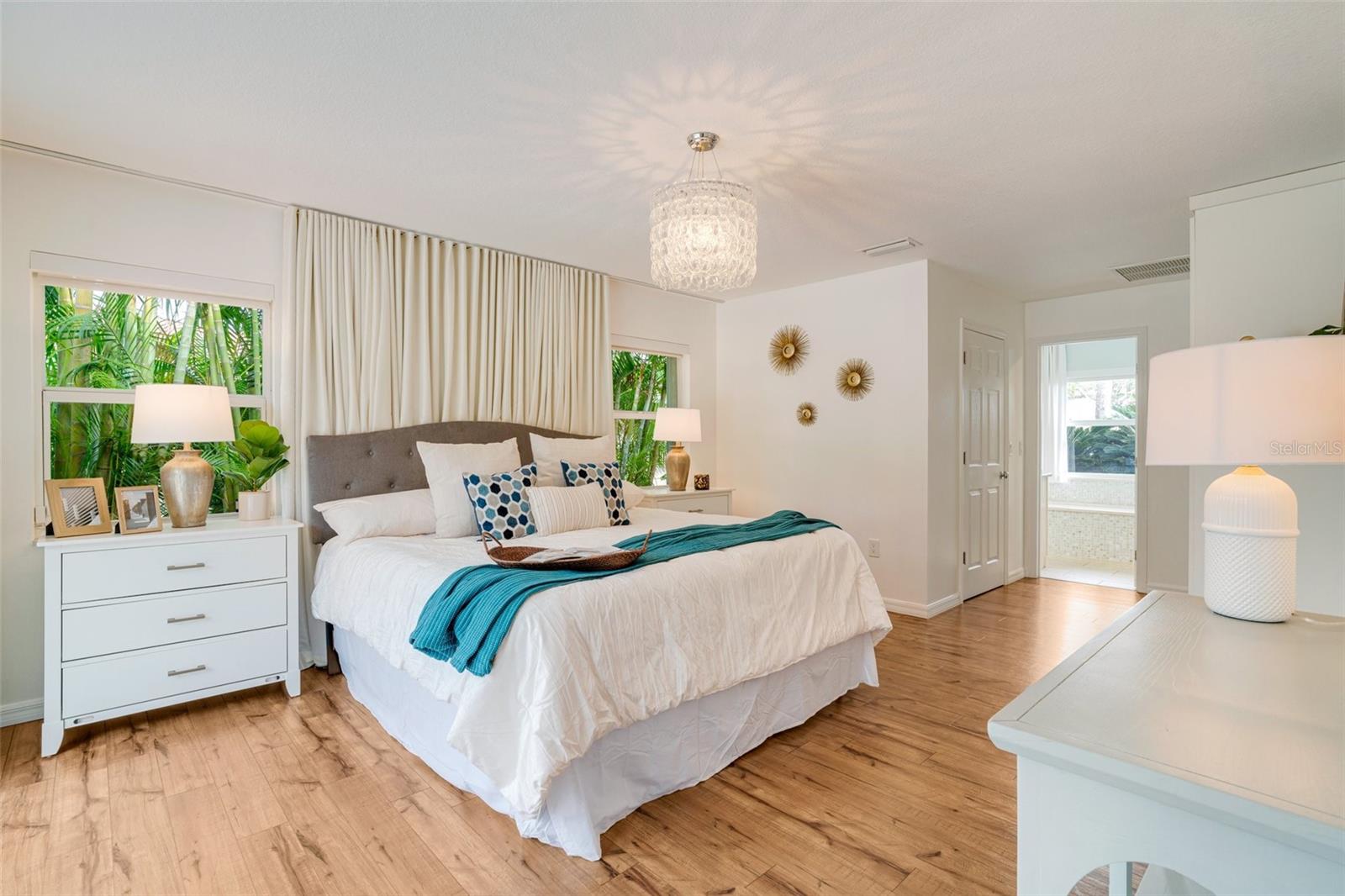 1906 HILLSDALE PL, SARASOTA, FL, 34231