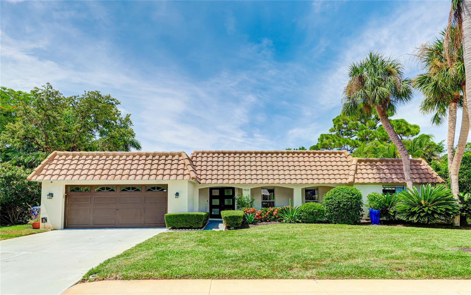 1906 HILLSDALE PL, SARASOTA, FL, 34231