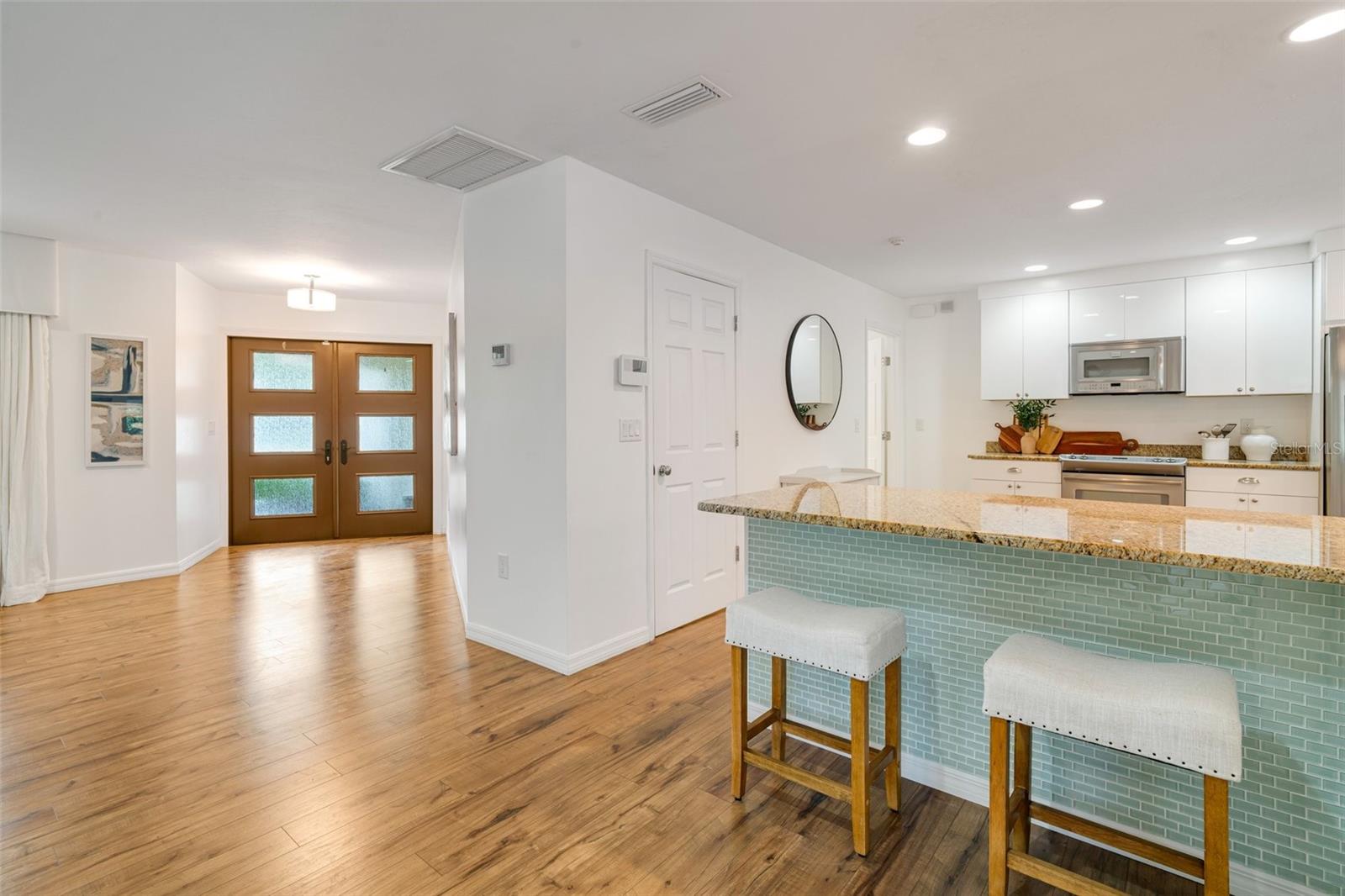 1906 HILLSDALE PL, SARASOTA, FL, 34231