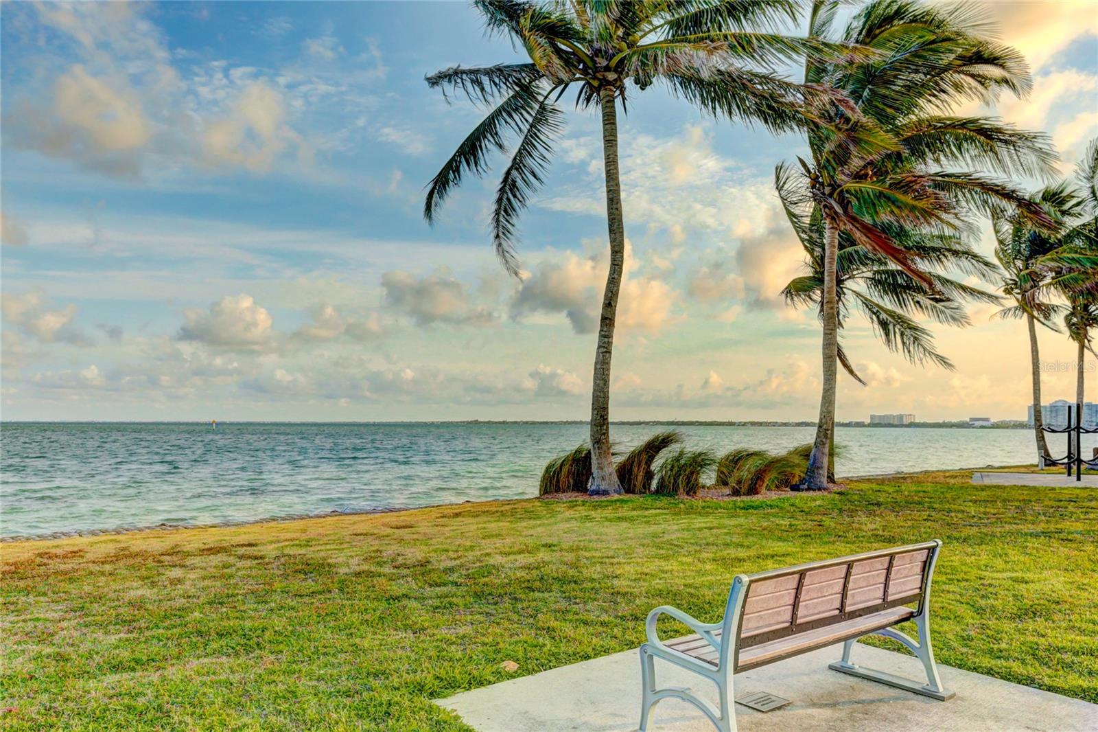 1906 HILLSDALE PL, SARASOTA, FL, 34231