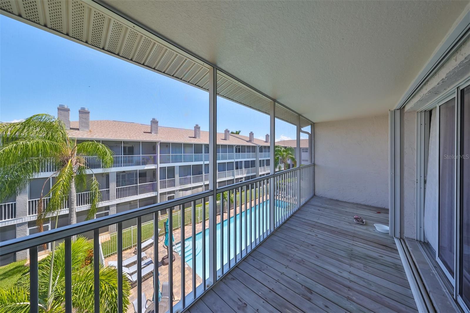 521 PINELLAS BAYWAY S #202, ST PETERSBURG, FL, 33715