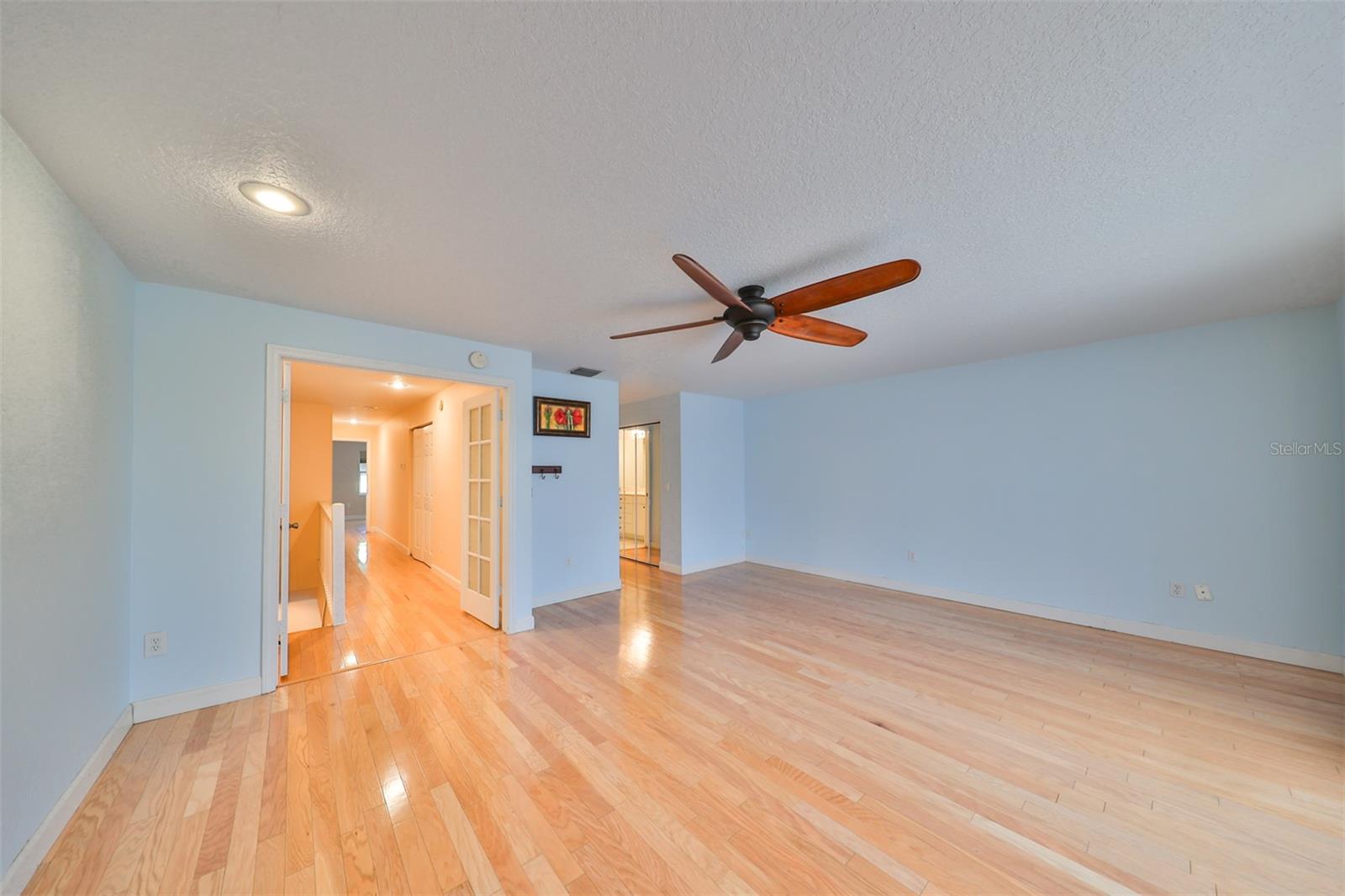 521 PINELLAS BAYWAY S #202, ST PETERSBURG, FL, 33715