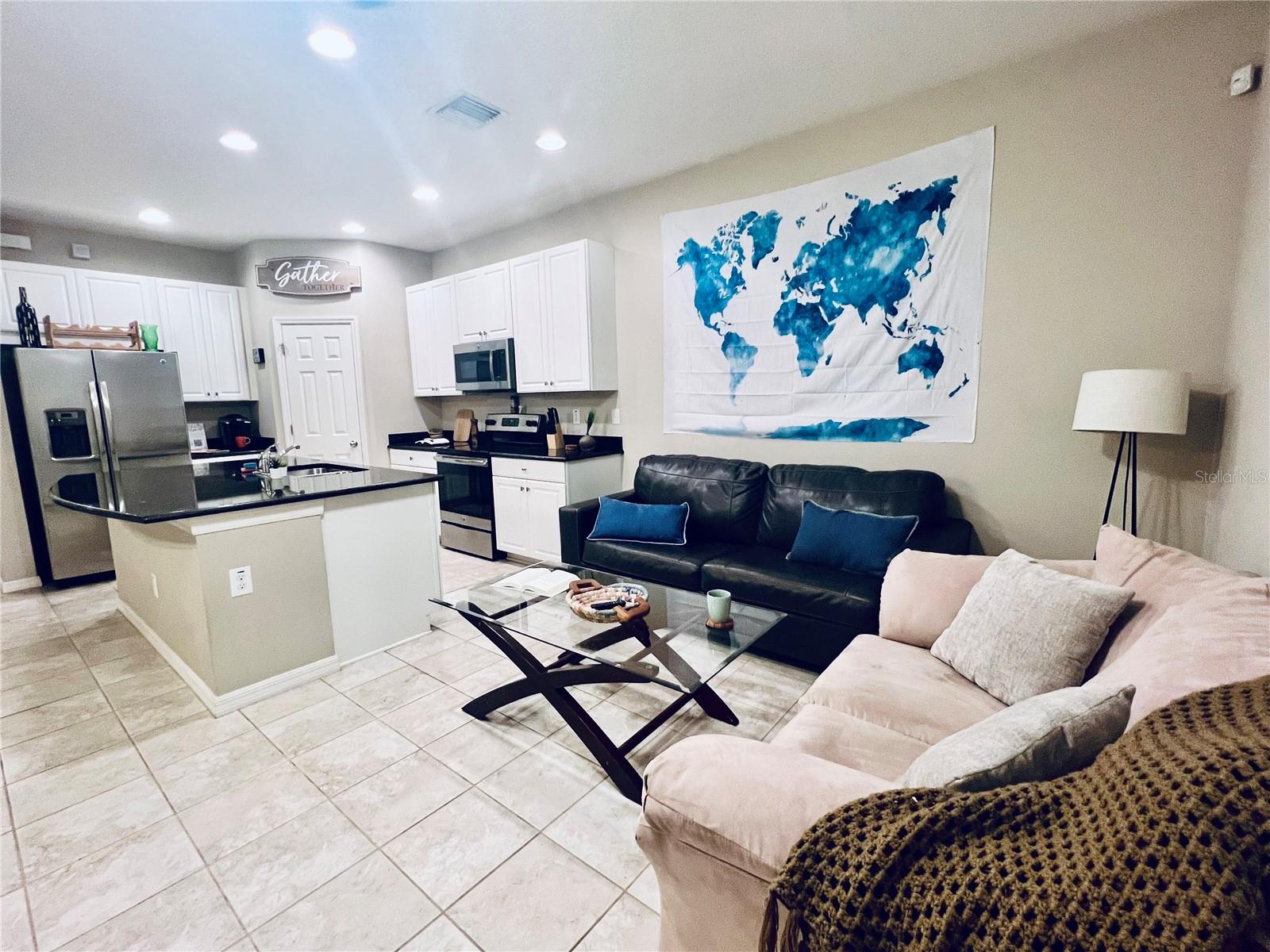 7007 TOWNE LAKE RD, RIVERVIEW, FL, 33578