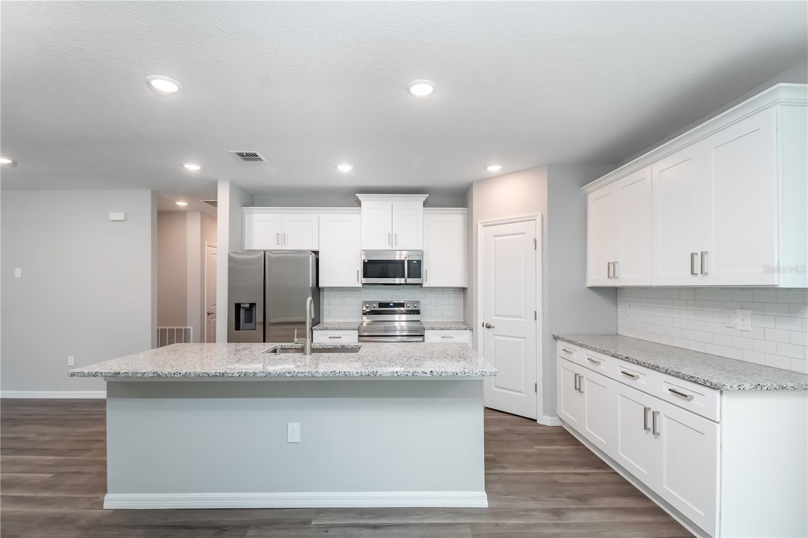 160 GUAVA TER, OCALA, FL, 34472