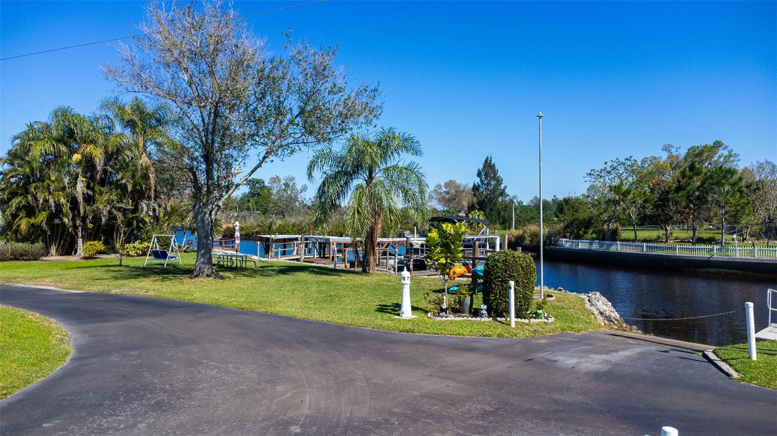 27 3RD ST, PUNTA GORDA, FL, 33982