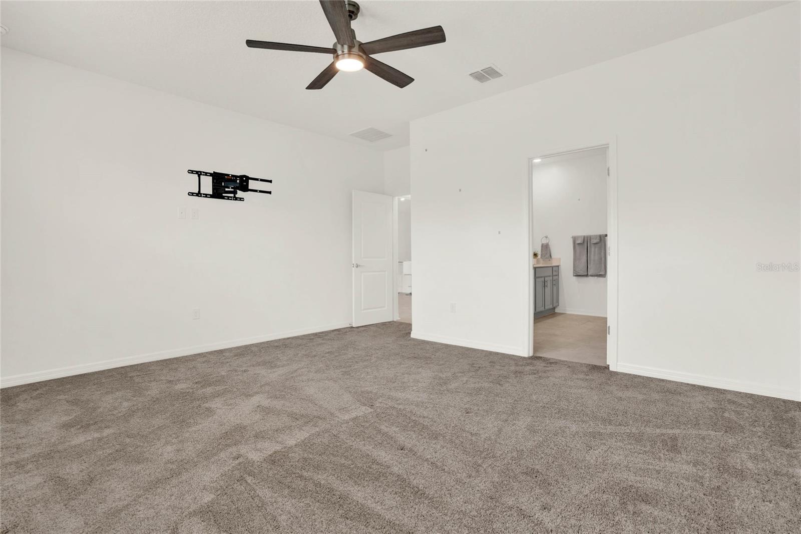 5202 HOPHORN DR, EDGEWATER, FL, 32141