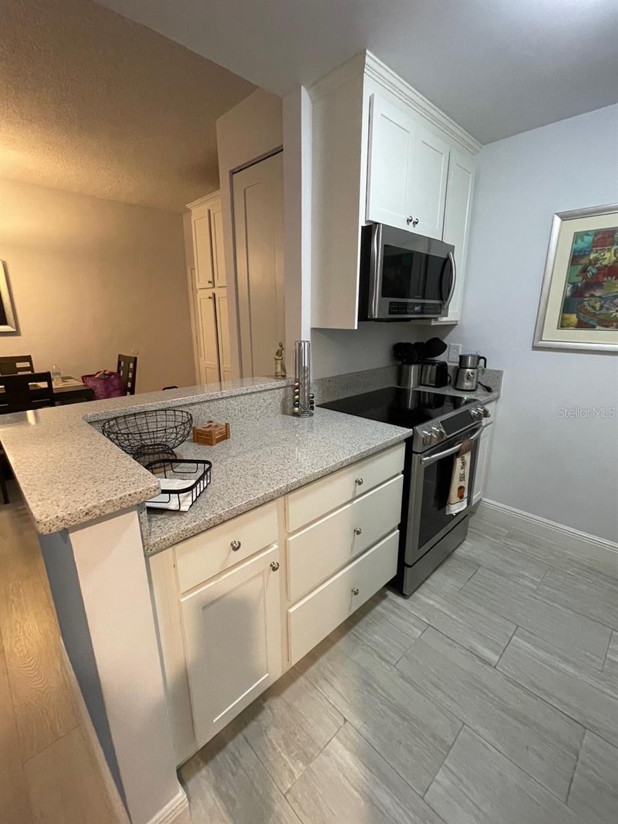 3274 S SEMORAN BLVD #2, ORLANDO, FL, 32822