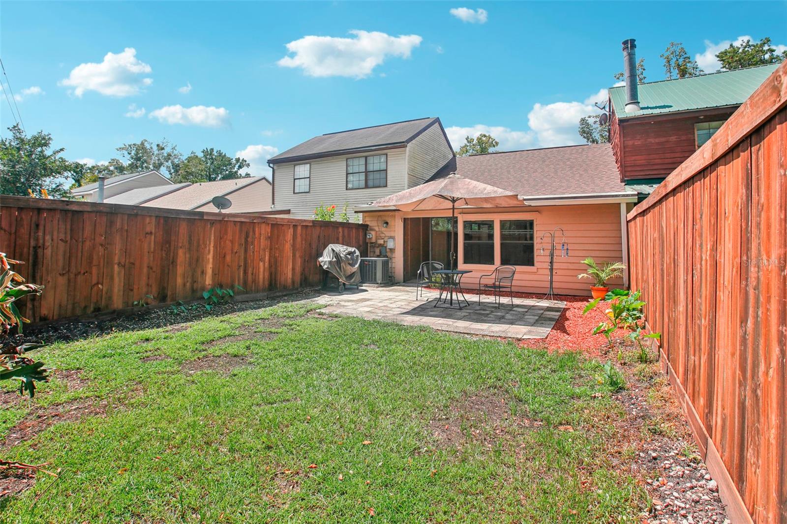 947 VILLAGE DR, BROOKSVILLE, FL, 34601