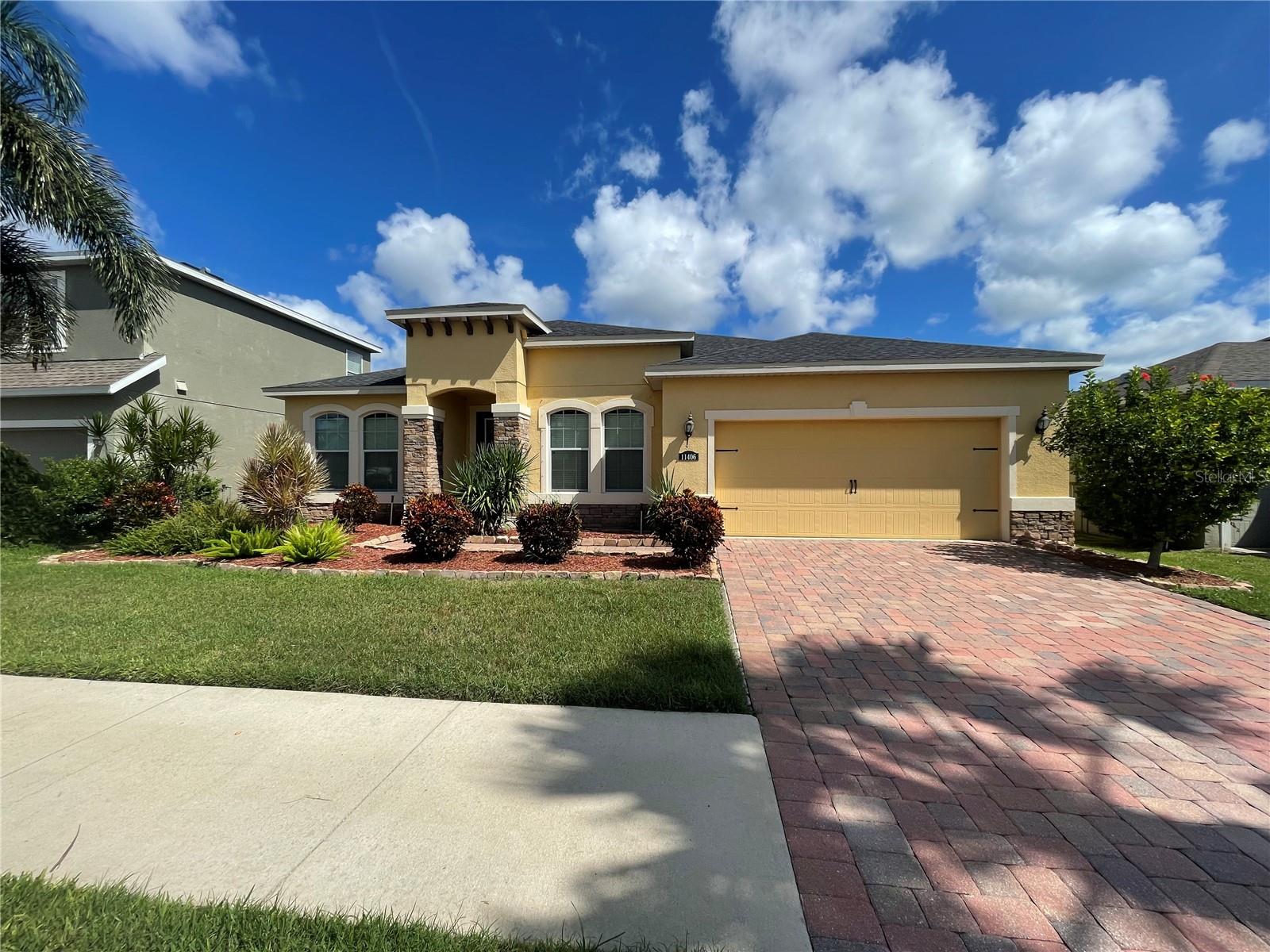 11406 LAKE LUCAYA DR, RIVERVIEW, FL, 33579