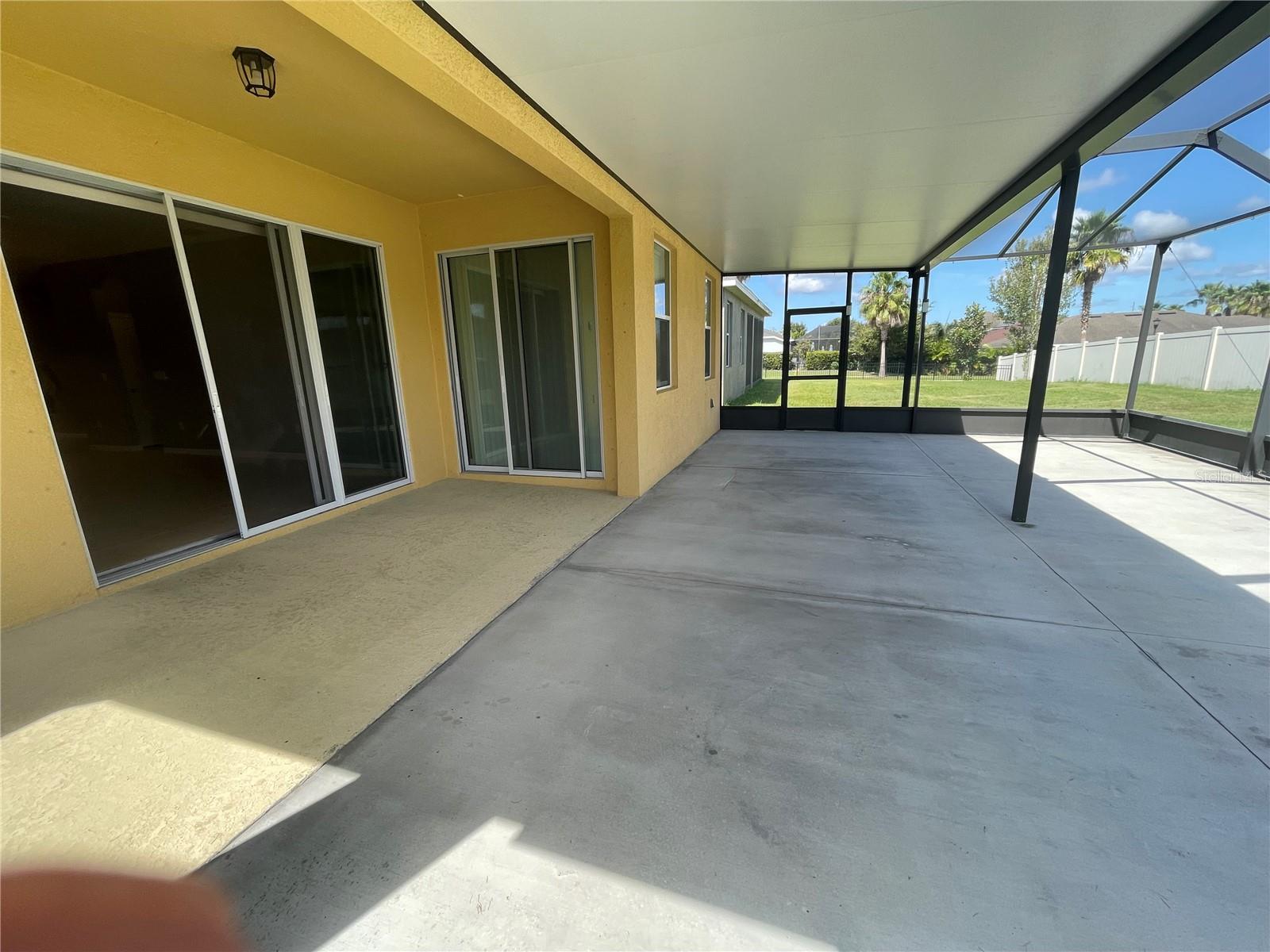11406 LAKE LUCAYA DR, RIVERVIEW, FL, 33579