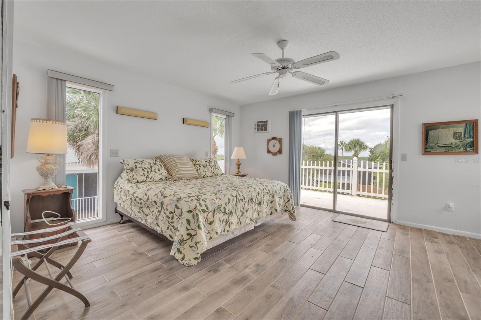 830 EEL AVE, NEW SMYRNA BEACH, FL, 32169