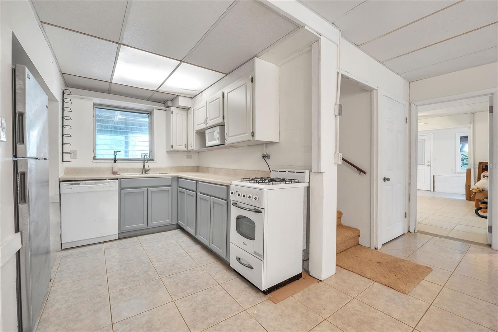 830 EEL AVE, NEW SMYRNA BEACH, FL, 32169