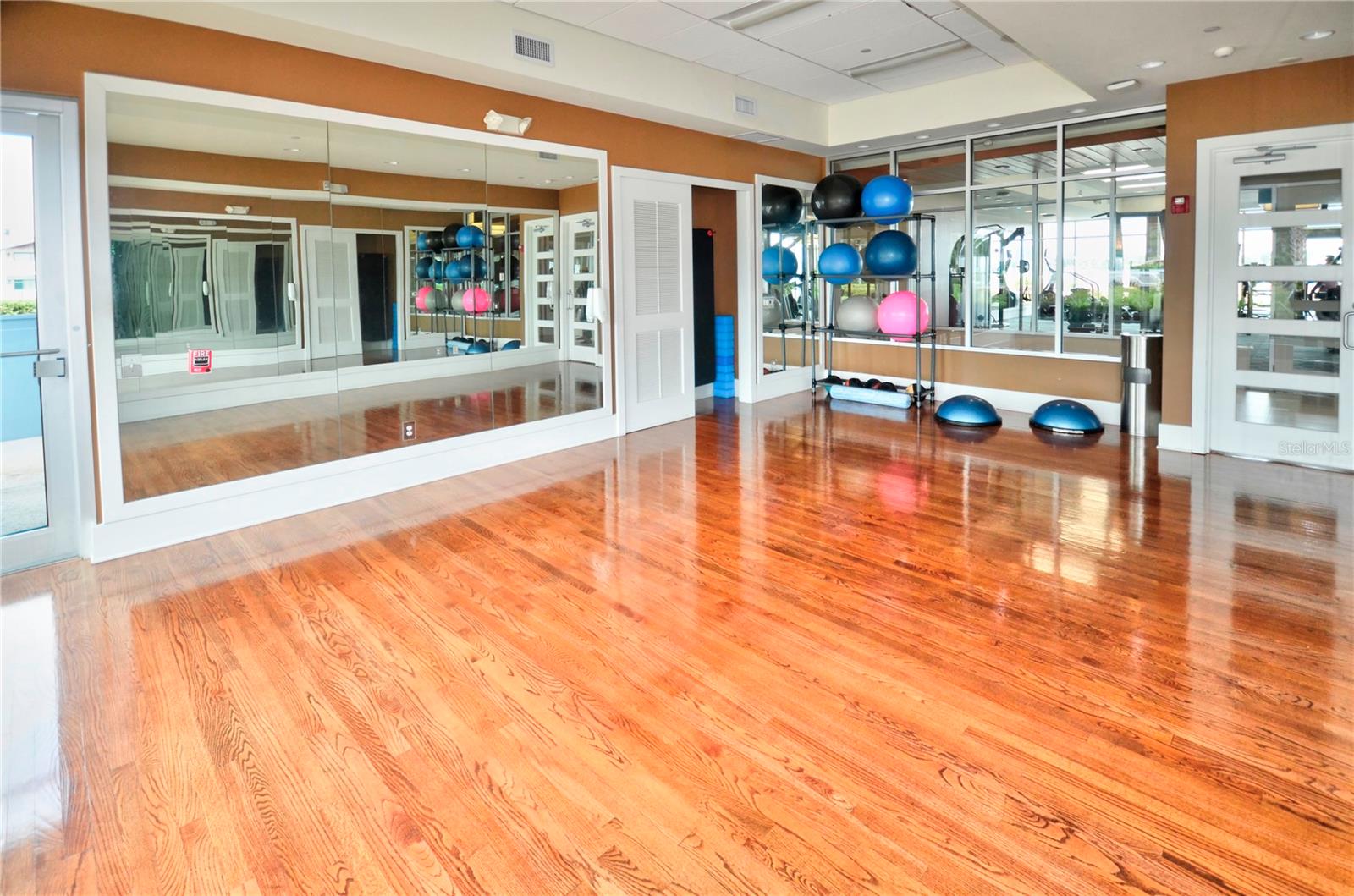 241 RIVERSIDE DR #510, HOLLY HILL, FL, 32117