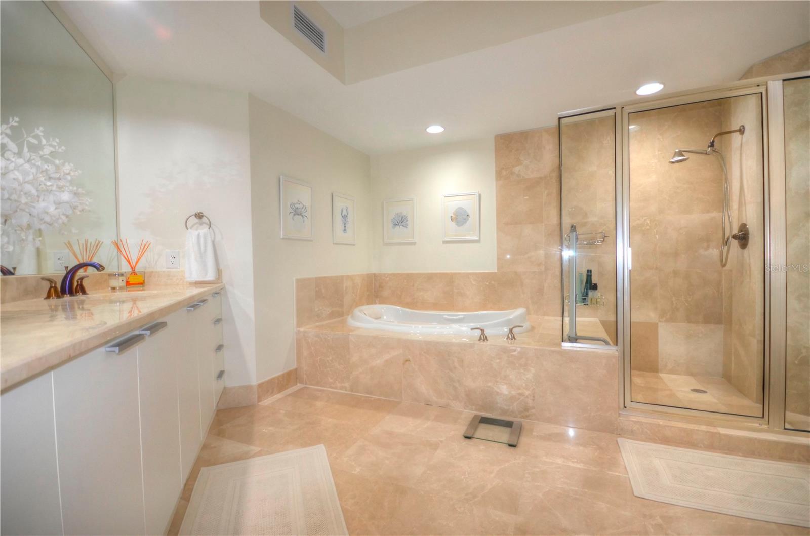 241 RIVERSIDE DR #510, HOLLY HILL, FL, 32117
