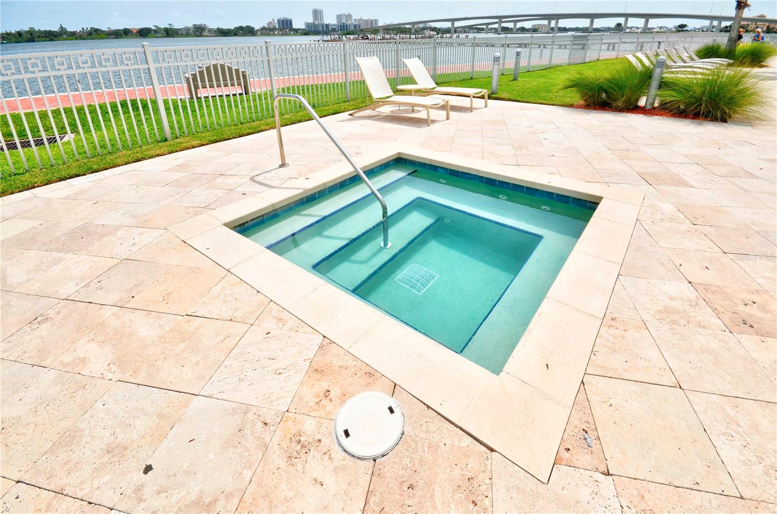 241 RIVERSIDE DR #510, HOLLY HILL, FL, 32117