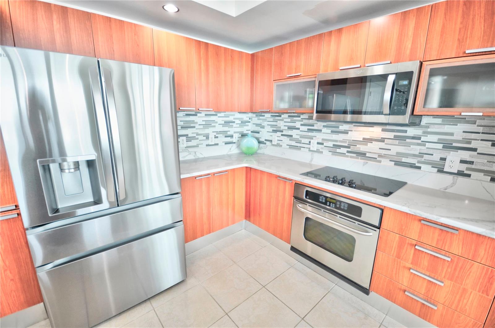 241 RIVERSIDE DR #510, HOLLY HILL, FL, 32117