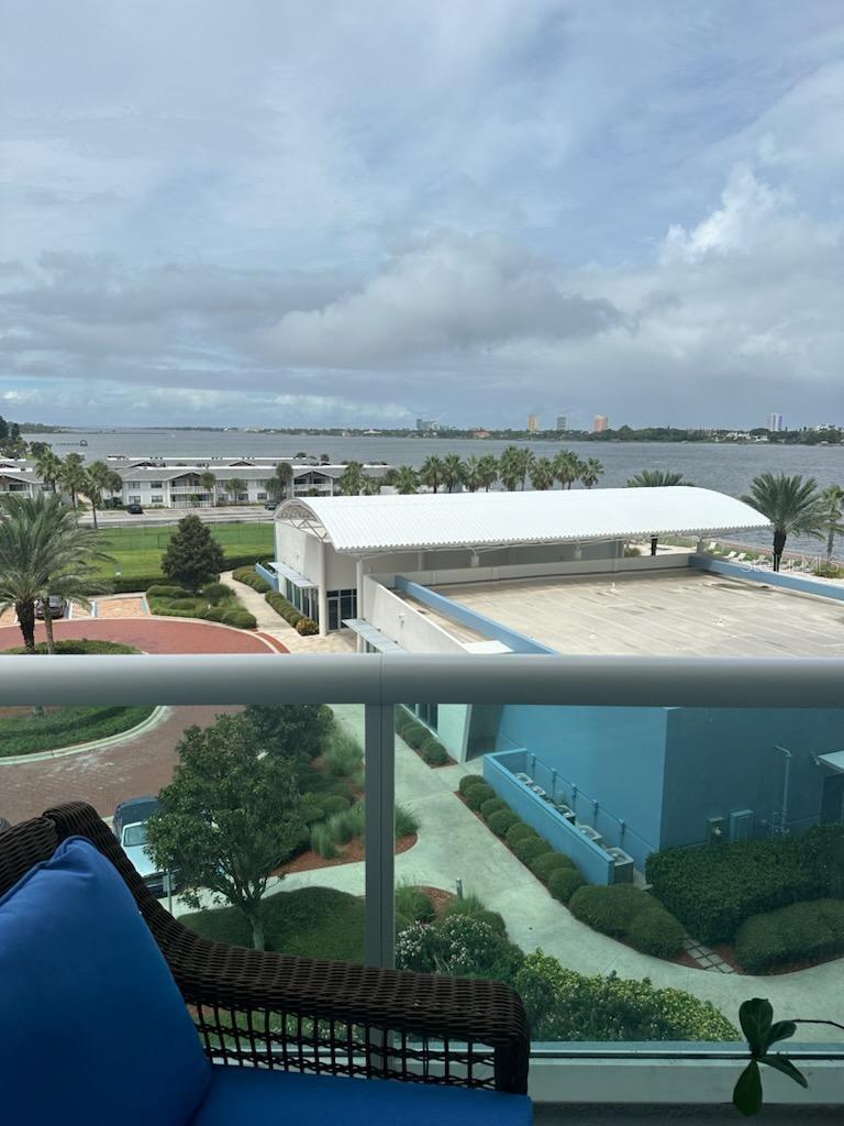241 RIVERSIDE DR #510, HOLLY HILL, FL, 32117