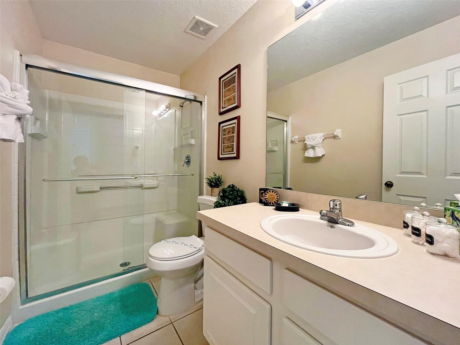 8413 BLUE LAGOON DR, KISSIMMEE, FL, 34747