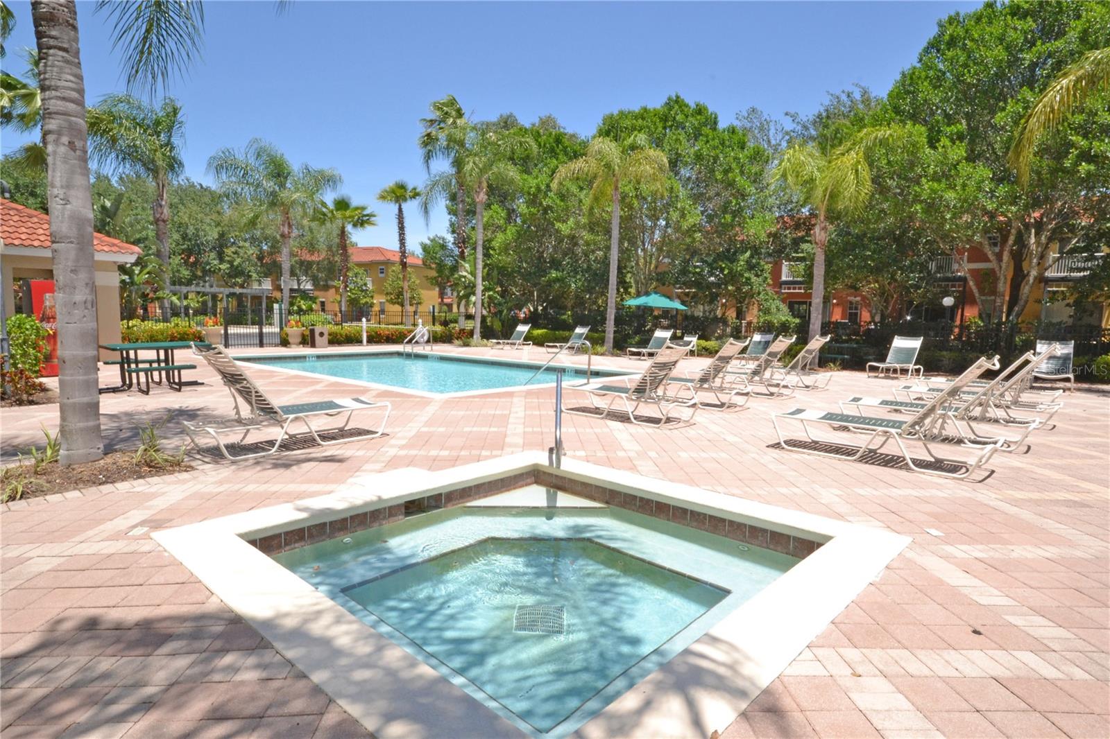 8413 BLUE LAGOON DR, KISSIMMEE, FL, 34747