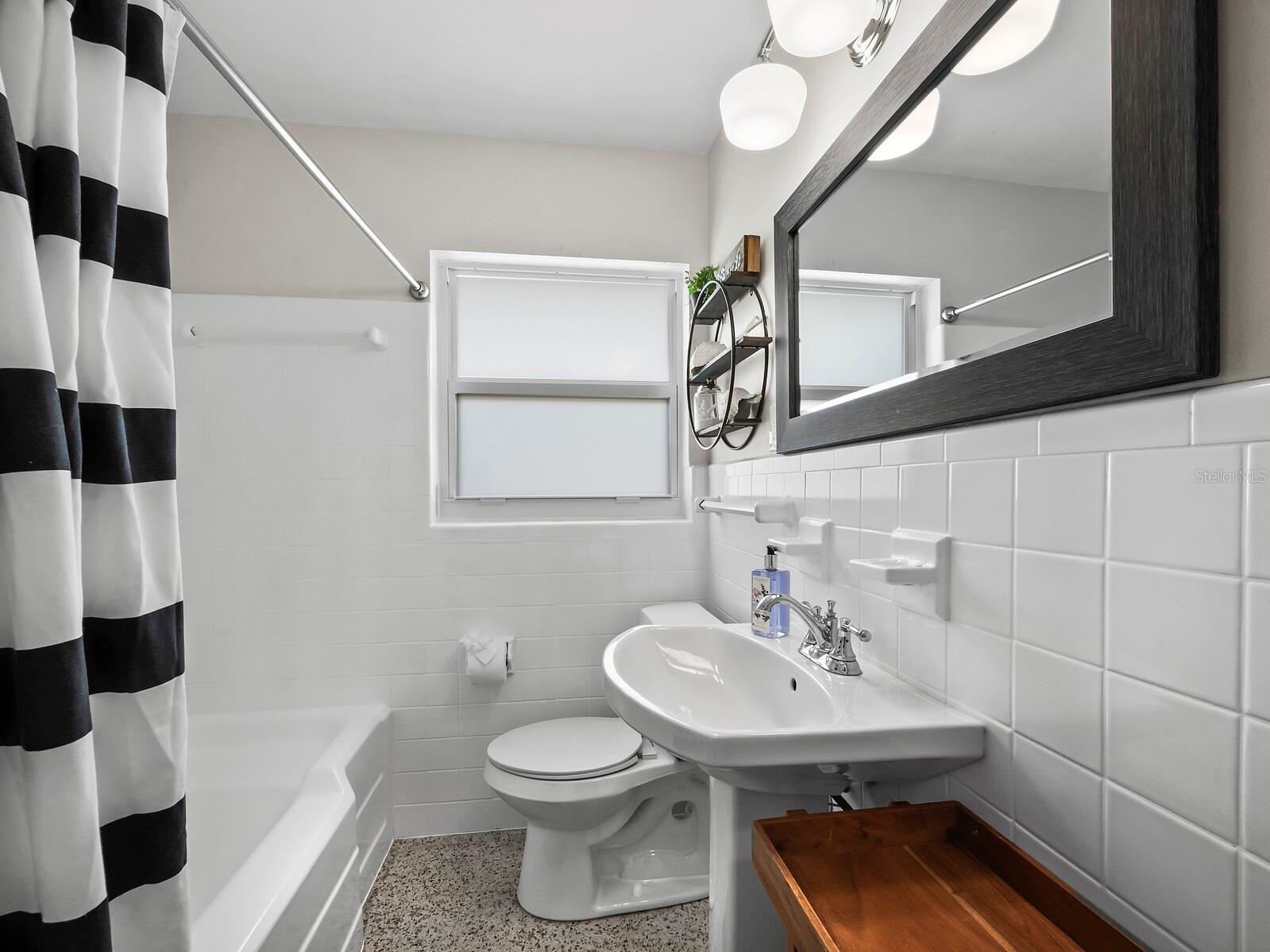 2907 MARSHALL DR, SARASOTA, FL, 34239